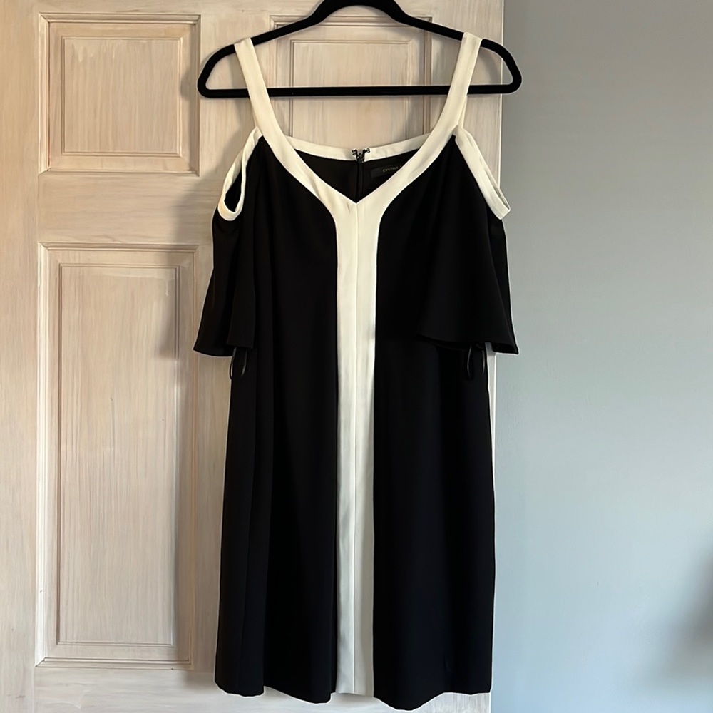 NWOT Cynthia Steffe Size 8 Black Dress w/White Trim